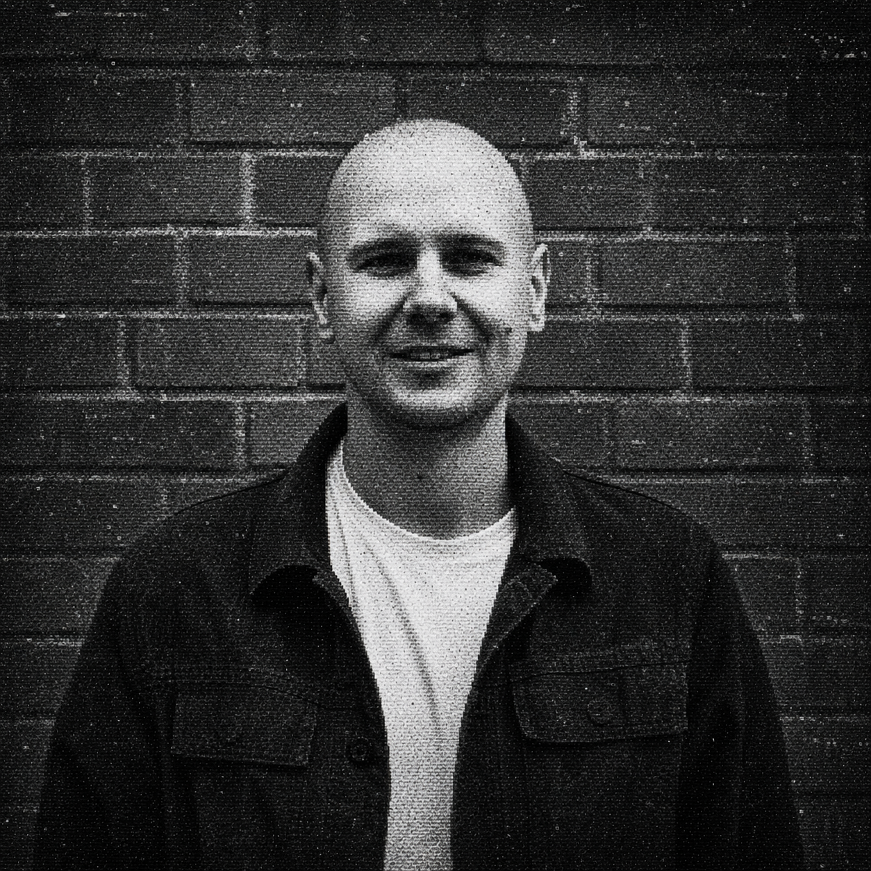 Black and white profile photo of Gabriel Ečegi